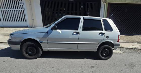 FIAT UNO 1.0 MPI MILLE FIRE ECONOMY 8V FLEX 4P MANUAL